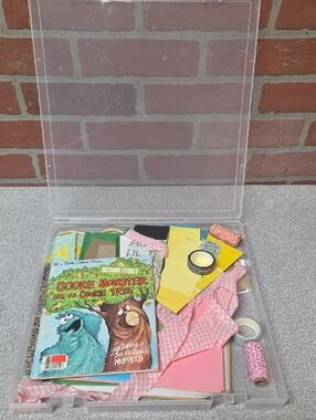 Sesame Street Junk Journal Grouping w/Plastic Box